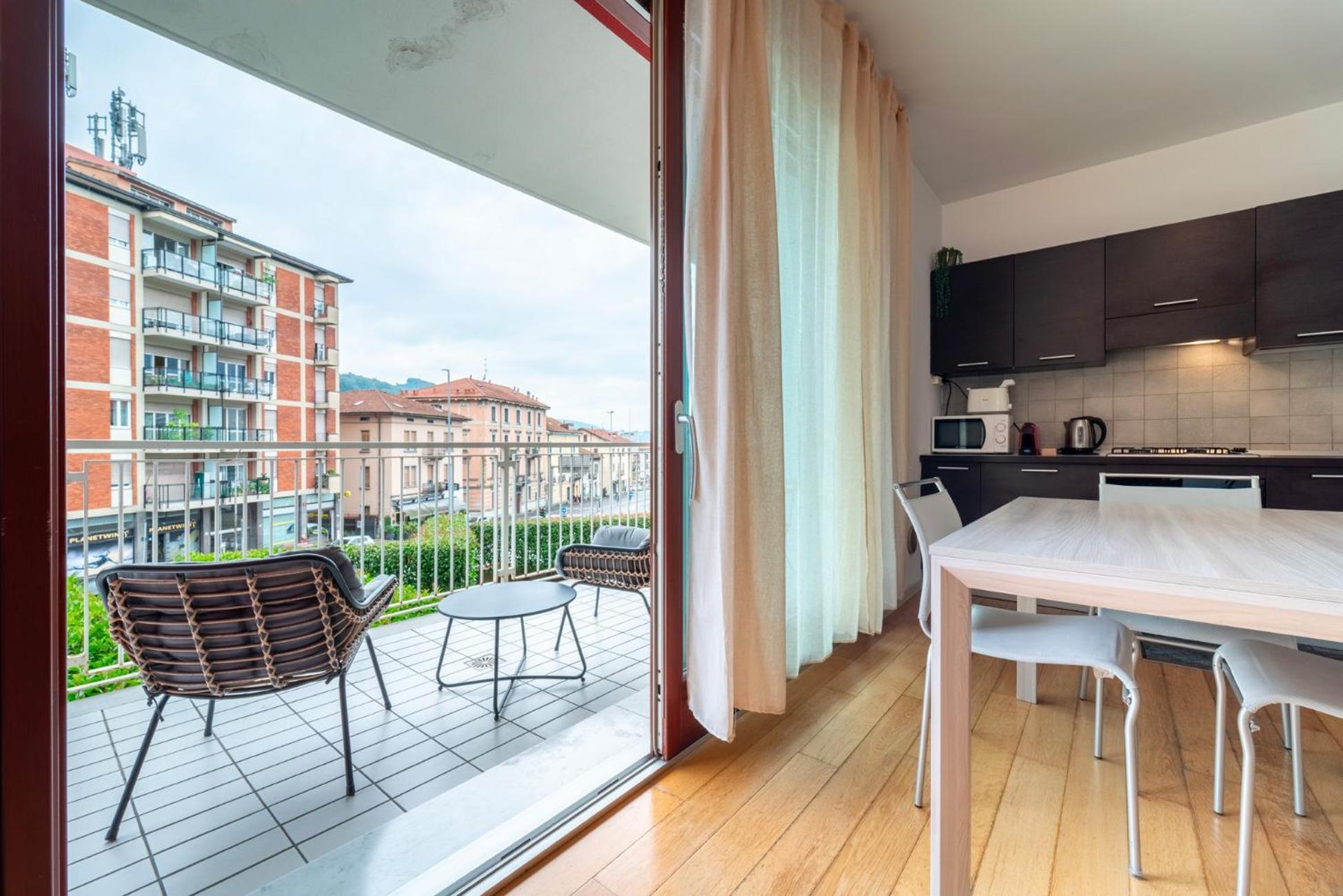 Como Comfort Flat By Wonderful Italy Exterior photo